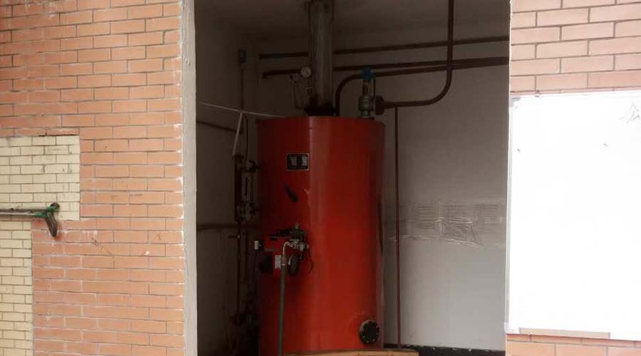 芭乐视频成人网站锅炉房