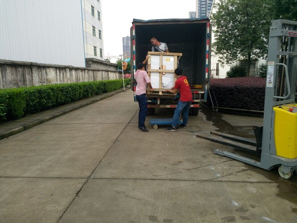 250kg芭乐视频成人网站用于襄阳电镀厂污水处理发货图