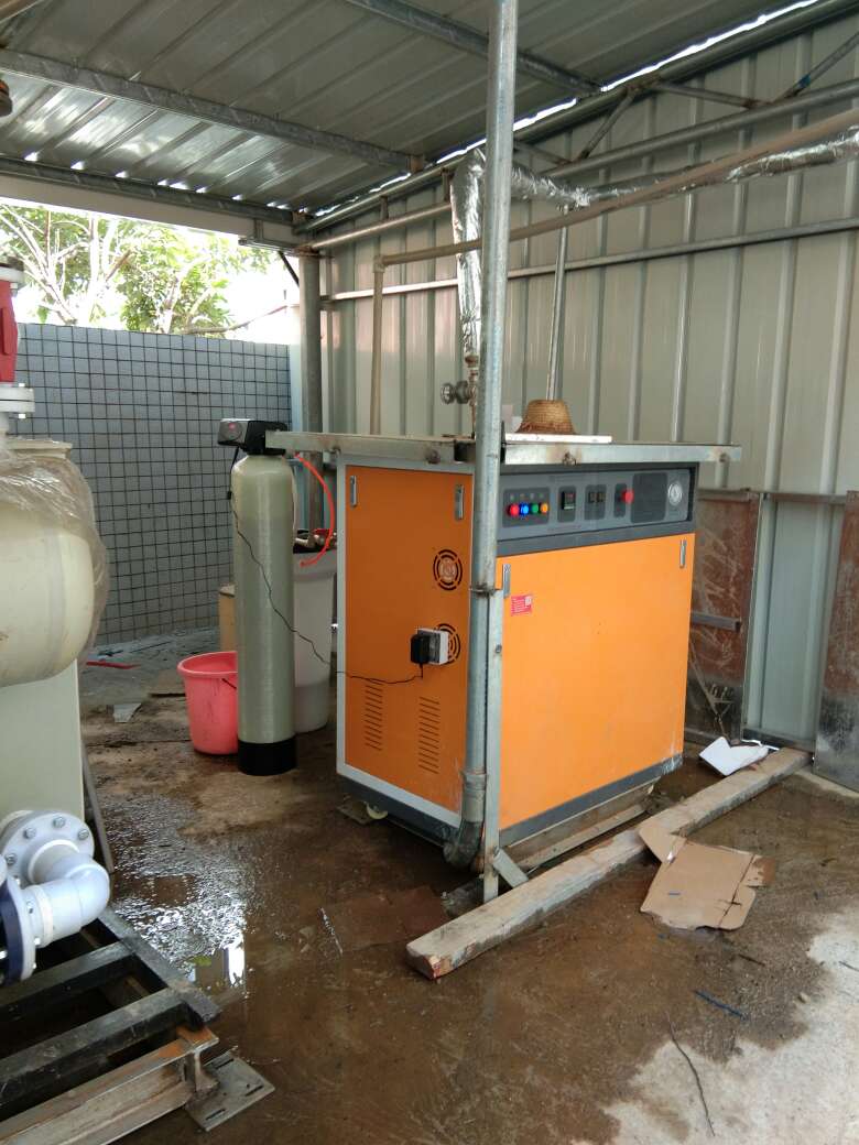 使用全自动蒸汽发生器控制发酵温度，为可降解餐具生产保驾护航