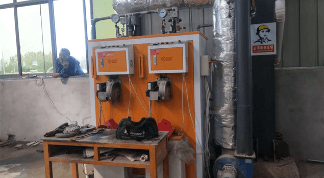 江苏恒通方涵建材购芭乐视频APP黄色版下载安装0.2吨燃油蒸汽发生器用于水泥管道蒸养